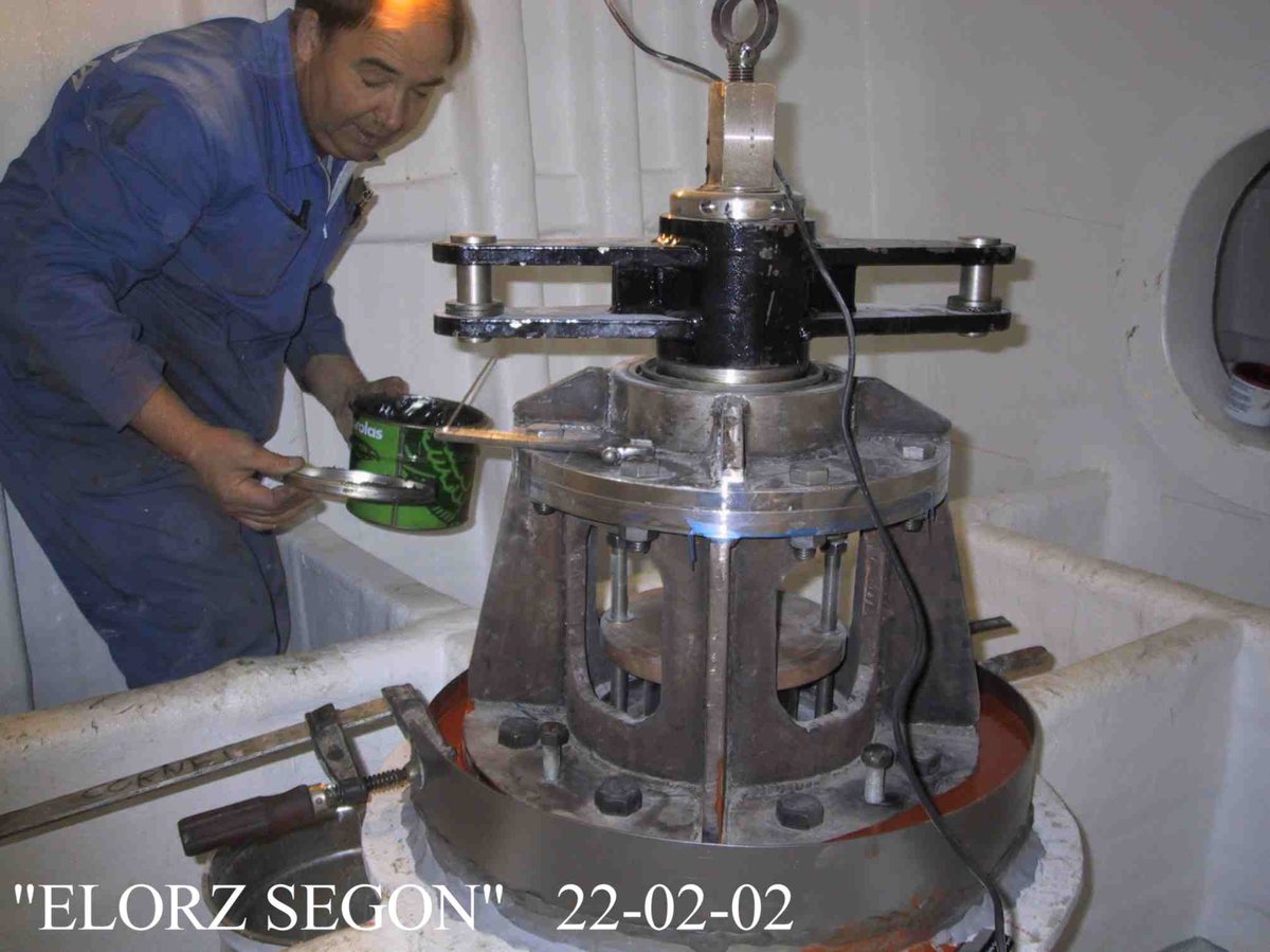 Imagen de Capitol 8 - 2002